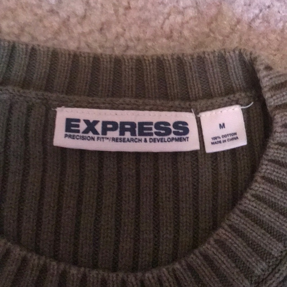 Sweater - Picture 2 of 3
